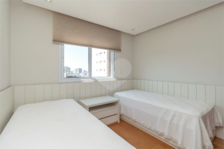 Apartamento - Vila Mariana - Alto Padrão - 3 Suítes - 4 Vagas - Venda / Compra - Próximo ao Metrô