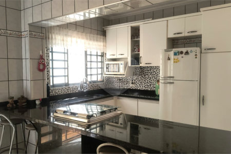 Sobrado à Venda no Bicão – São Carlos/SP