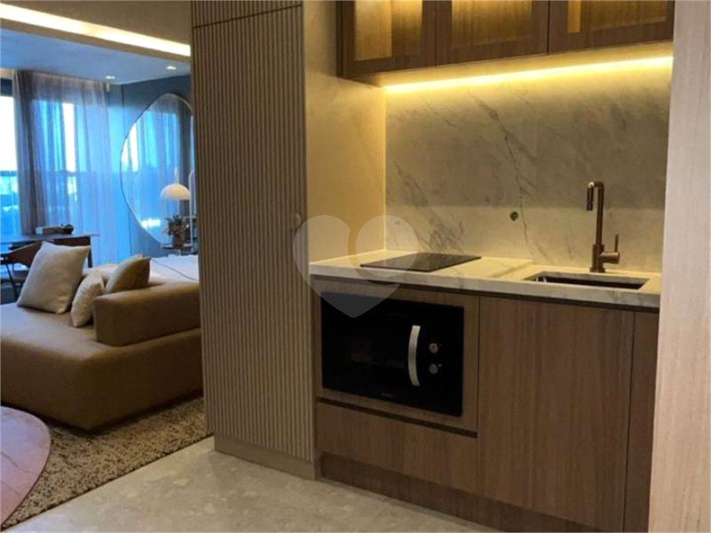 Studio de Alto Padrão no Cobiçado JK Square, Itaim Bibi | 42m², 1 Vaga