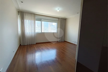 Apartamento em Higienópolis com 4 quartos e 3 vagas