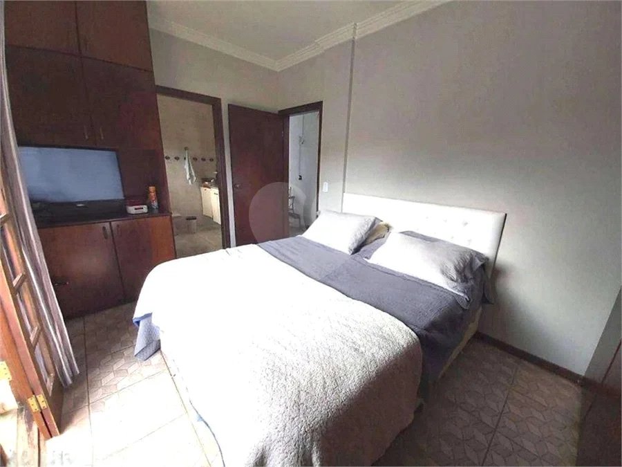 Casa à venda no Condomínio Vista Alegre Sede em Vinhedo/SP