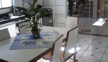 Casa à venda com 3 quartos em Parque Santa Felícia Jardim, São Carlos, SP