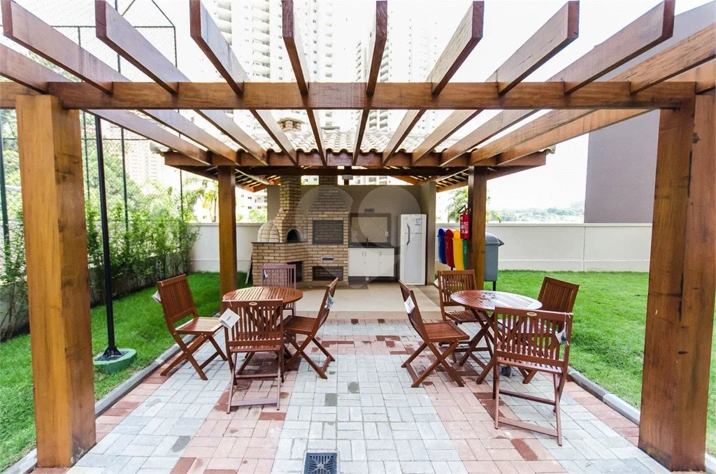 Apartamento à venda com 2 quartos, sendo 1 suíte, em Jardim Flor da Montanha, Guarulhos, SP