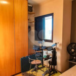 Apartamento à venda na Vila Mariana, 63 m², 2 dormitórios sendo 1 suíte, sacada, 2 vagas