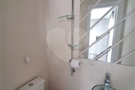 Apartamento para locação com 2 dormitórios, sendo 1 suíte com 02 vagas, totalmente climatizado nos 3 ambientes