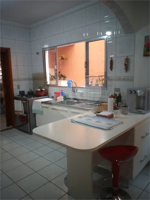 Vende-se Lindo Sobrado na Vila Santa Catarina