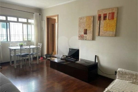Casa com 180m², 3 dormitórios, sendo 1 suíte, 2 vagas, à venda na Vila Prudente.