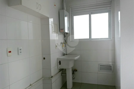 APARTAMENTO PARAÇAÇÃO COM 3 DORMITÓRIOS E 2 VAGAS DE GARGEM NA VILA ANASTÁCIO