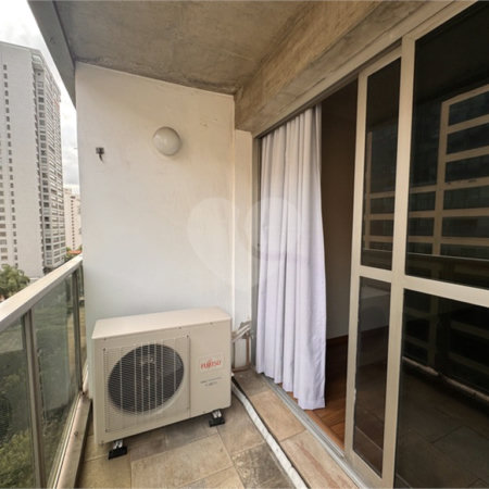 Apartamento Moema – 3 Dormitórios - Ar Condicionado - 80 mts², 2 Vagas