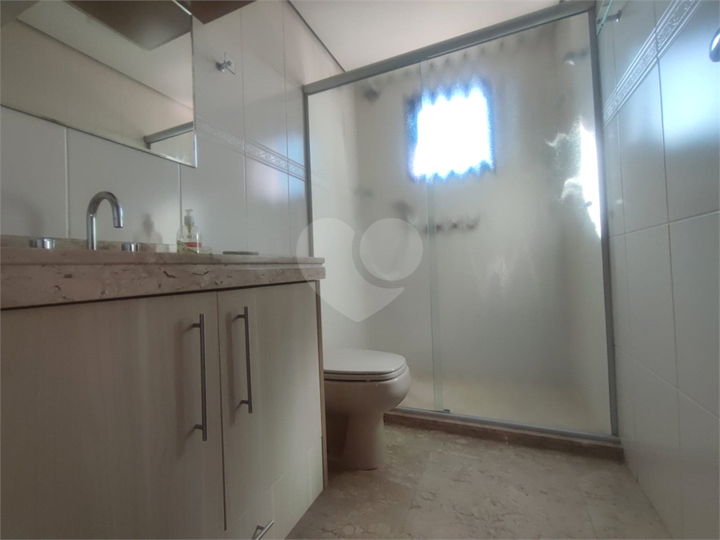 Apartamento à venda com 4 quartos, sendo 3 suítes, em Aclimação, São Paulo, SP