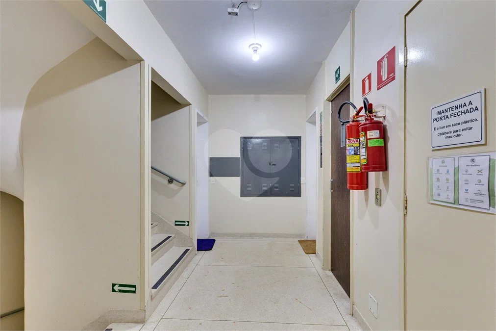 Apartamento à venda com 4 quartos, sendo 1 suíte, em Jardim Marajoara, São Paulo, SP