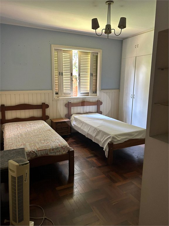 Casa à venda com 3 quartos, sendo 1 suíte, em Interlagos, São Paulo, SP