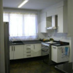 APARTAMENTO UM POR ANDAR!