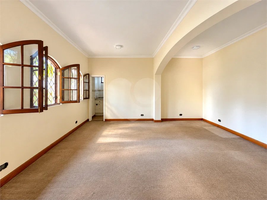 Casa Térrea à venda com 3 quartos, sendo 2 suítes,  em Brooklin Velho, São Paulo, SP