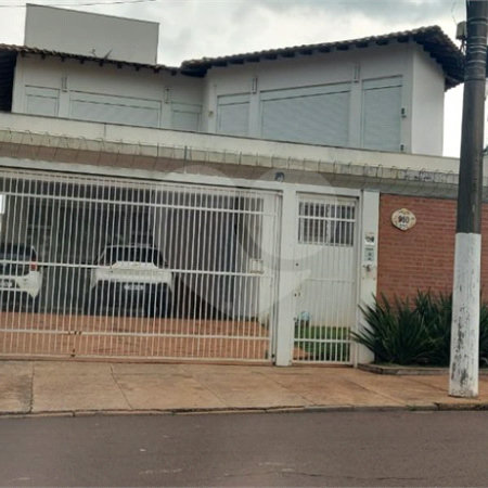 Imóvel a venda no Parque Santa Marta