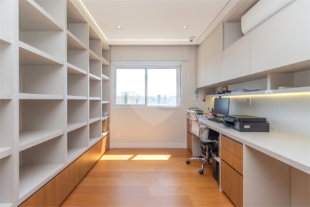 Apartamento - Vila Mariana - Alto Padrão - 3 Suítes - 4 Vagas - Venda / Compra - Próximo ao Metrô