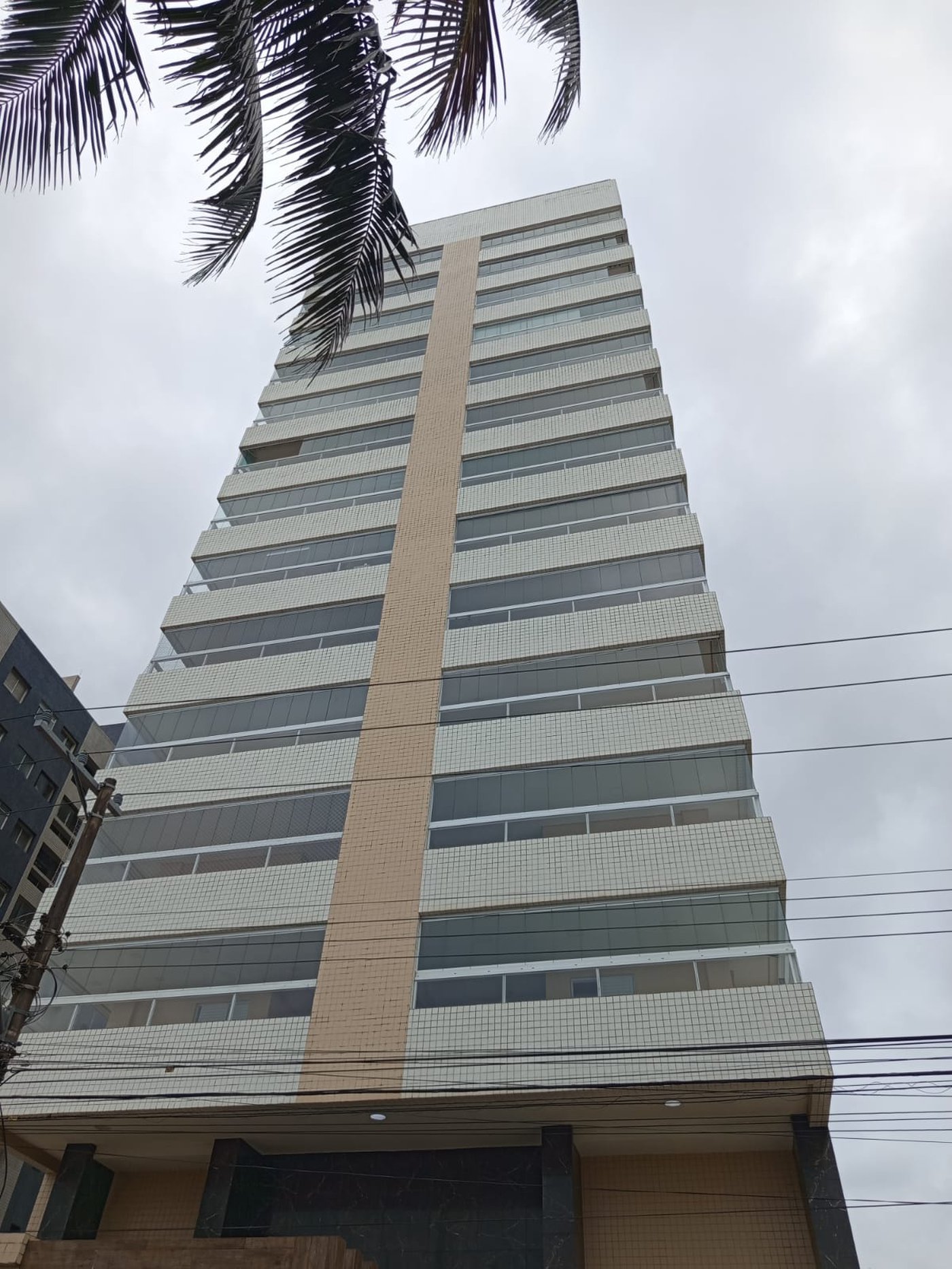 🌊 FRENTE MAR – ALTO PADRÃO NO JARDIM REAL – PRAIA GRANDE/SP 🌊