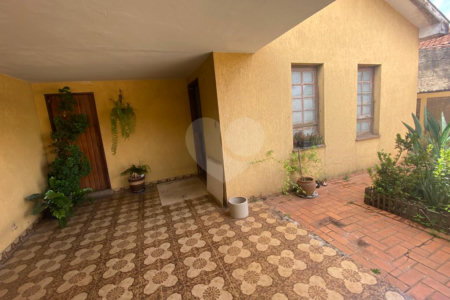 Casa à Venda com Excelente Potencial Comercial – Avenida José Pereira Lopes, São Carlos