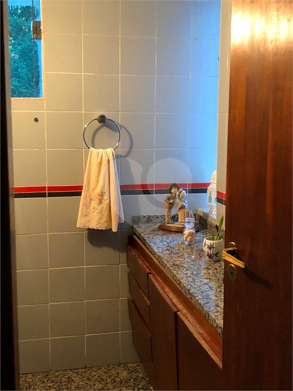 Casa Térrea Assobradada Barro branco 4 dorms 7 vagas