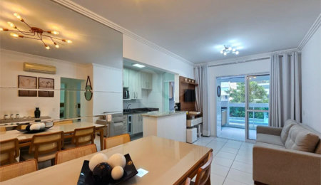Apartamento à venda com 2 quartos, sendo 1 suíte,  em Riviera de São Lourenço, Bertioga, SP