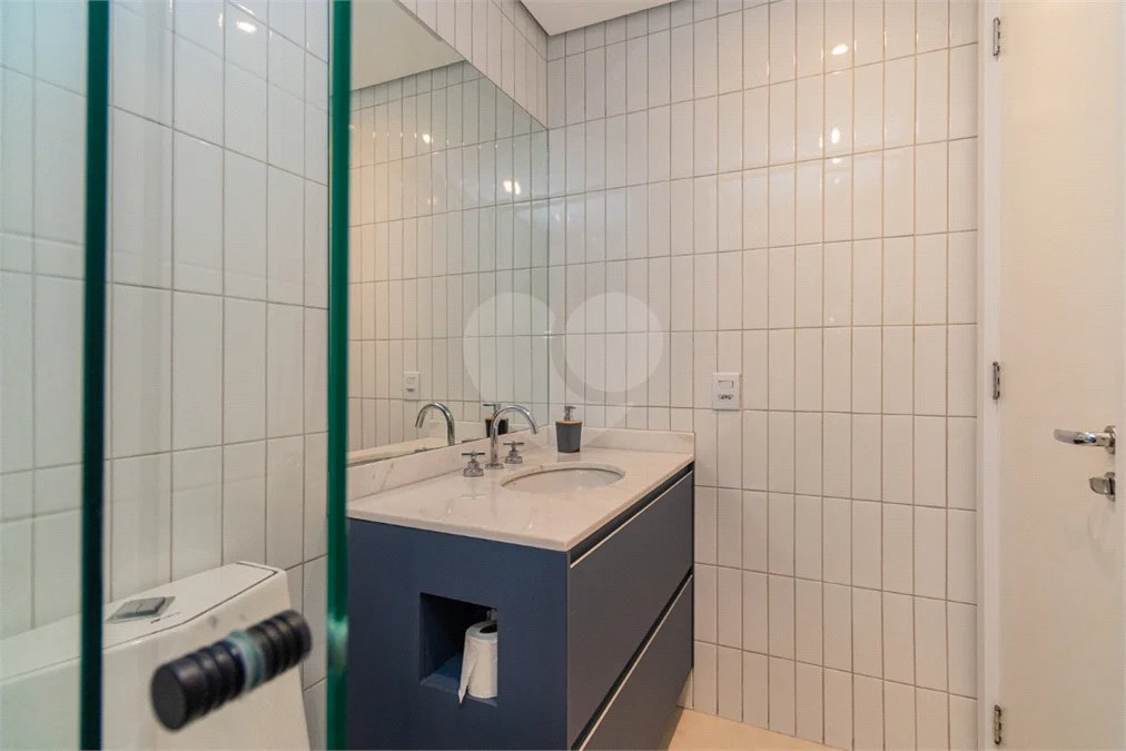 Apartamento 3 suítes 4 vagas 318m² a venda na Vila Sofia - São Paulo
