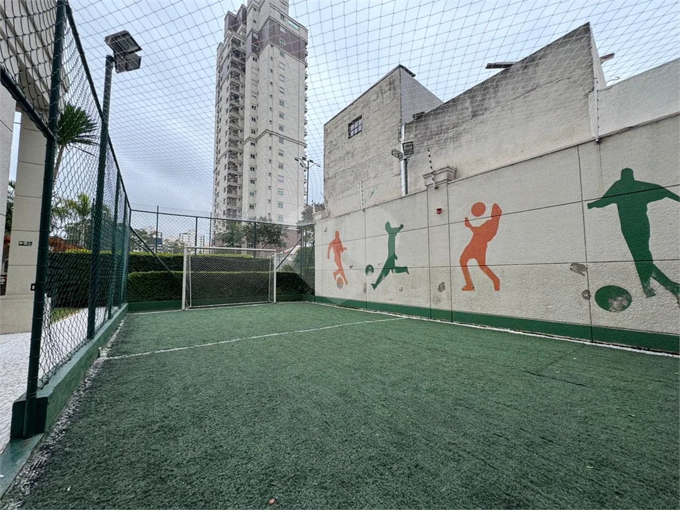 Santana Alto Padrão/Porteira Fechada, Apto. 260 m² 4 Suítes, 5 vagas 2 depósitos privativos