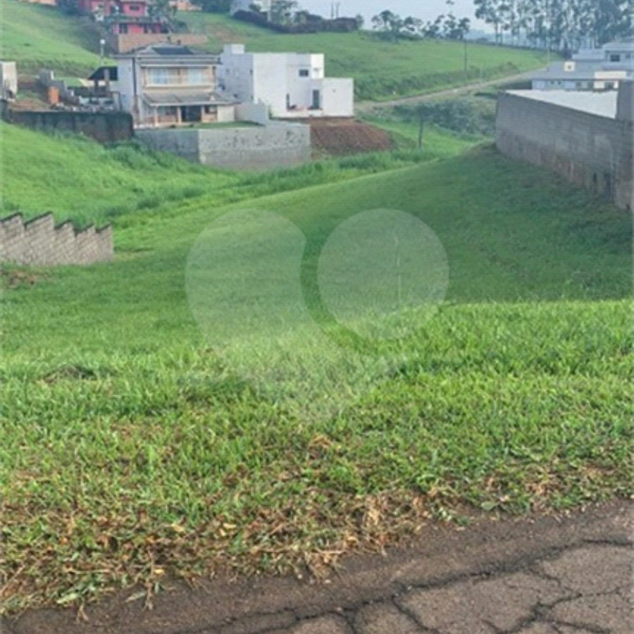 Terreno / Lote a Venda no Condomínio Terras de Santa Tereza em Vinhedo/SP