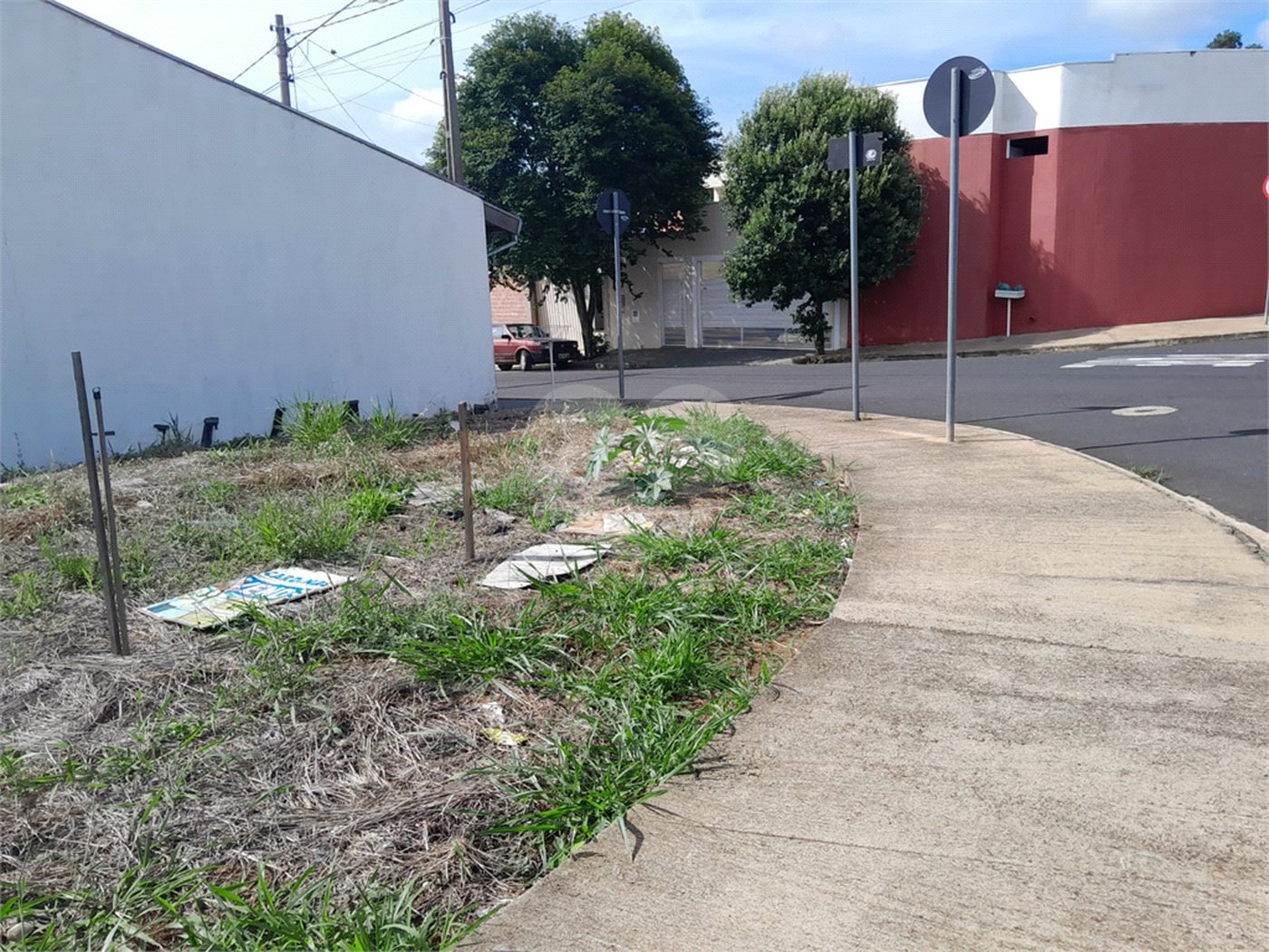 Terreno para venda no Parque dos Flamboyant em São Carlos.