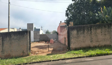 Terreno à venda em Parque Fehr, São Carlos, SP
