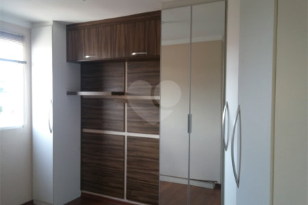Apartamento no Condomínio Mont Vernon