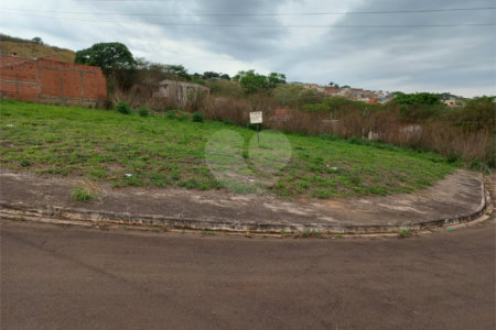 Terreno no Prolongamento Jardim das Torres.
