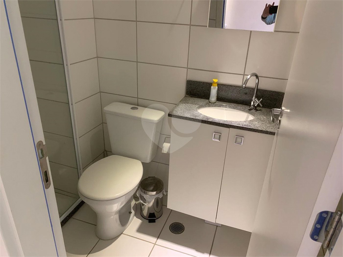 Apartamento Mobiliado ao Lado do Shopping Frei Caneca
