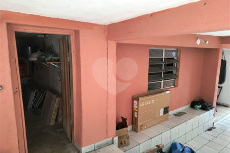 Casa com 183m², 3 dormitórios, 2 vagas, à venda em Santo André