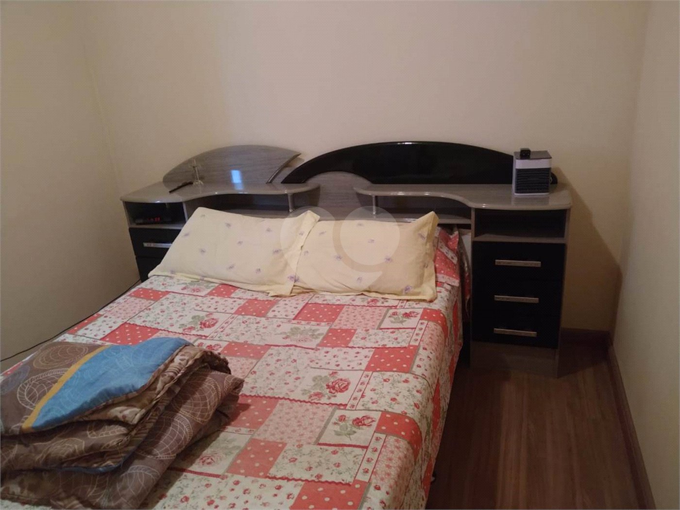 Apartamento no Condomínio Residencial Jardim das Torres.