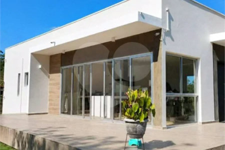 Chácara com 1.504 m² à venda em Guararema - SP