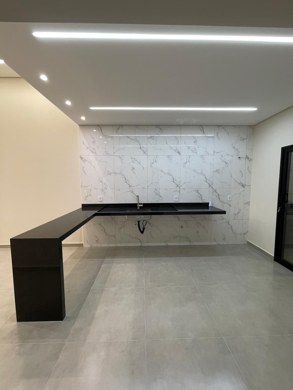 Casa à venda com 3 quartos, sendo 1 suíte, em Jardim Marambaia, Jundiaí - SP
