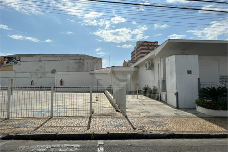 VENDA - Imóvel Comercial na Região Central de Indaiatuba com 741,63 m2 de construção, 1440,00 m2