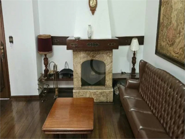 Casa à venda com 4 quartos, sendo 1 suíte,  em Tucuruvi, São Paulo, SP