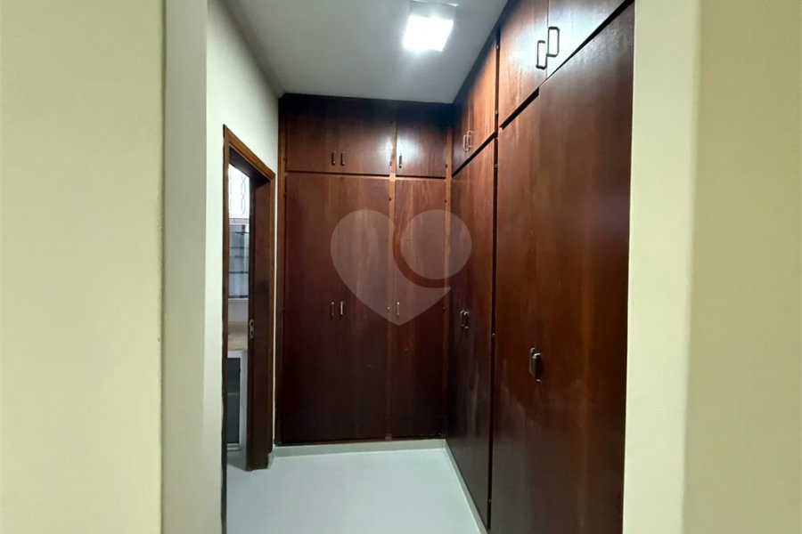 Casa à venda no Bairro Nova Piracicaba Casa à venda 3 dormitórios, 304m2 - Bairro Nova Piracicaba - Piracicaba, SP Casa à venda 3 dormitórios, 304m2 - Bairro Nova Piracicaba - Piracicaba, SP