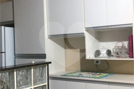 Casa Térrea no Condomínio Moradas III.