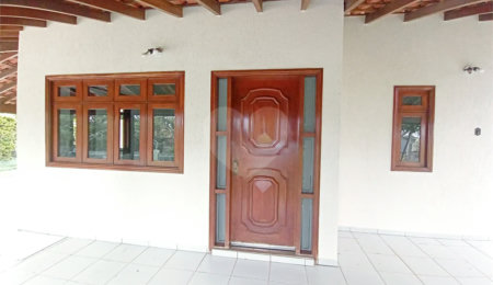 Casa para alugar com 3 quartos, sendo 1 suíte, no condomínio Vinhas da Vista Alegre - Lado Café, Vinhedo - SP