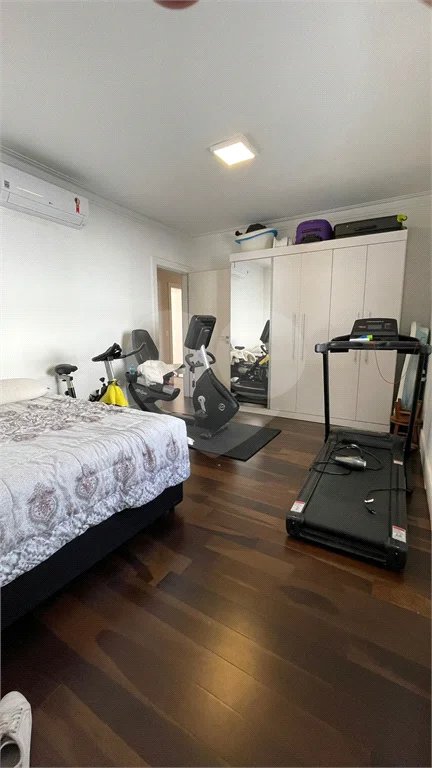 Belíssima casa à venda com 700 m² no Condomínio Tamboré, em Alphaville!!!
