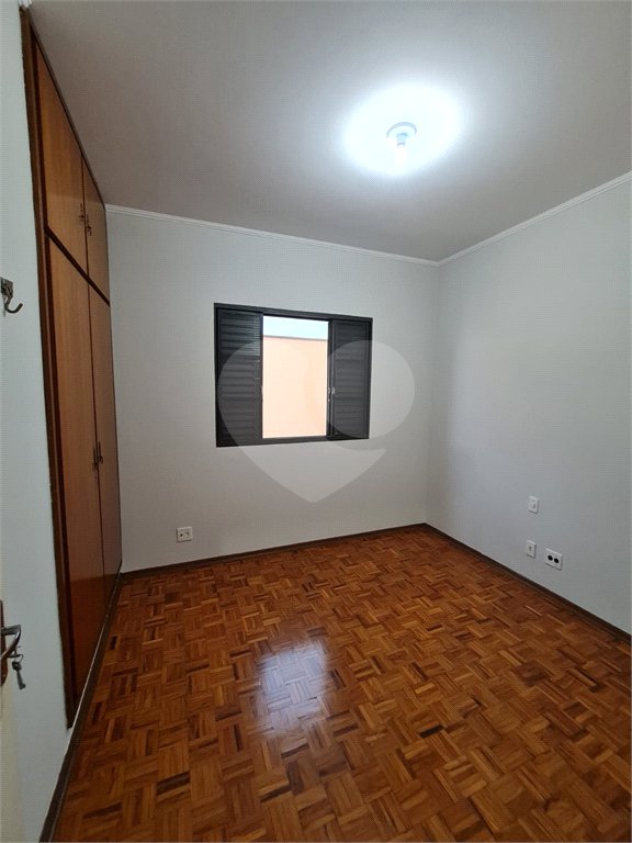 Apartamento à venda de 2 dormitórios no Edifício São José, Araraquara