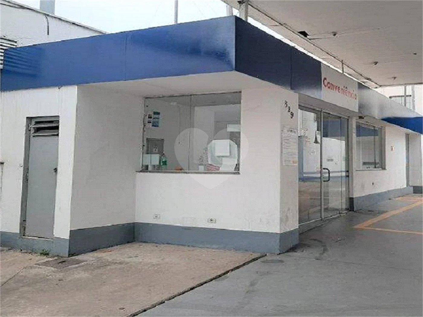Espaço ideal para posto de gasolina, farmácia e loja no Bom Retiro