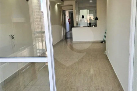 Apartamento de 82,6 m² no Baeta Neves, com 3 dormitórios, 1 suíte, 2 vagas, varanda gourmet com churrasqueira, planejados, ar-condicionado e lazer completo.