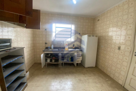 Casa à venda com 2 quartos em Jardim Alvorada, oportunidade para investidor