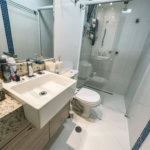 Apartamento à venda com 3 quartos, sendo 2 suítes,  em Riviera de São Lourenço, Bertioga, SP