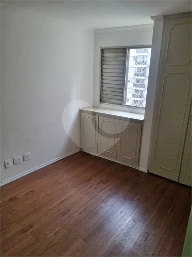Apartamento 45m2 com 2 dormitórios e vaga no Jardins