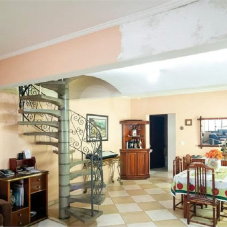 Casa para venda e locação no Campo Belo de 120M² com 3 dormitórios, 1 suíte e 3 vagas