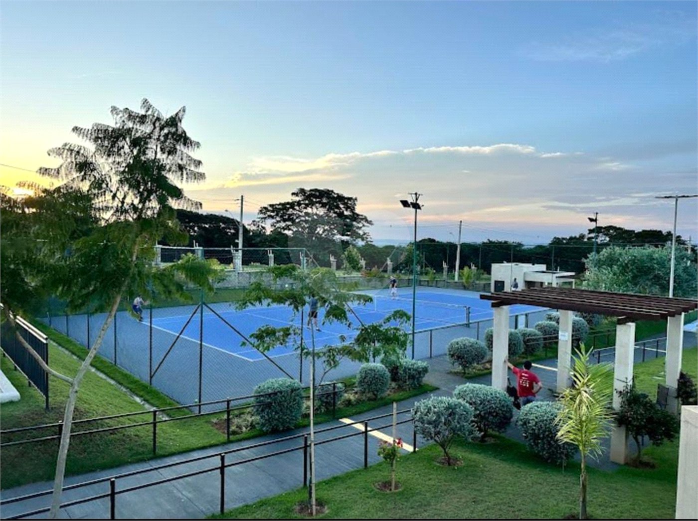 Casa a venda no Residencial Villeneuve
